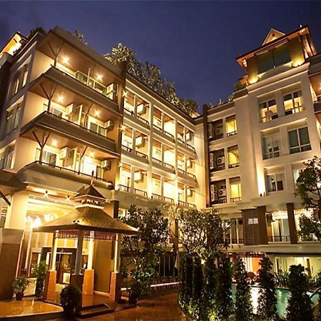 Suvarnabhumi Suite Hotel Банкок Екстериор снимка