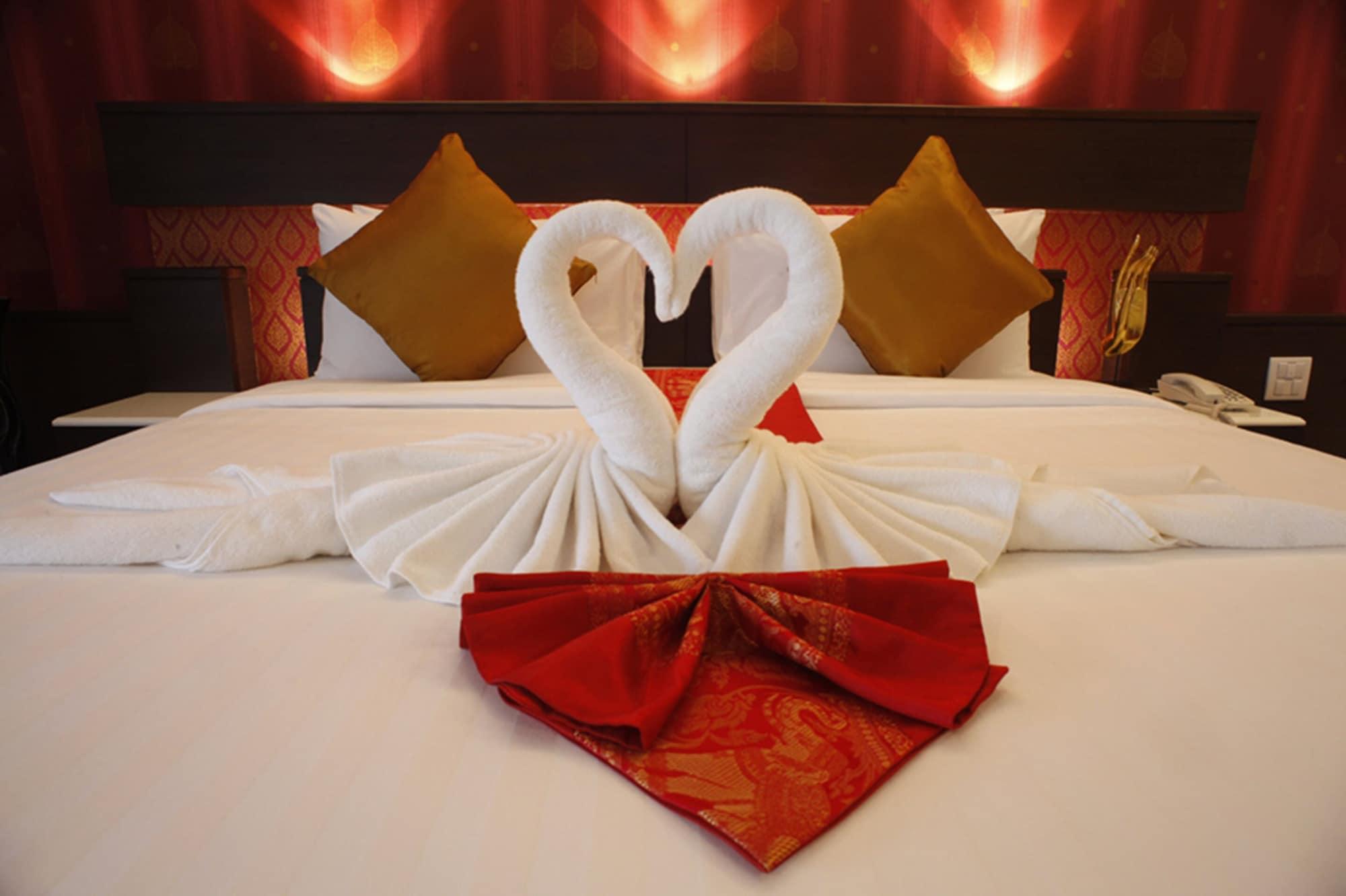 Suvarnabhumi Suite Hotel Банкок Екстериор снимка