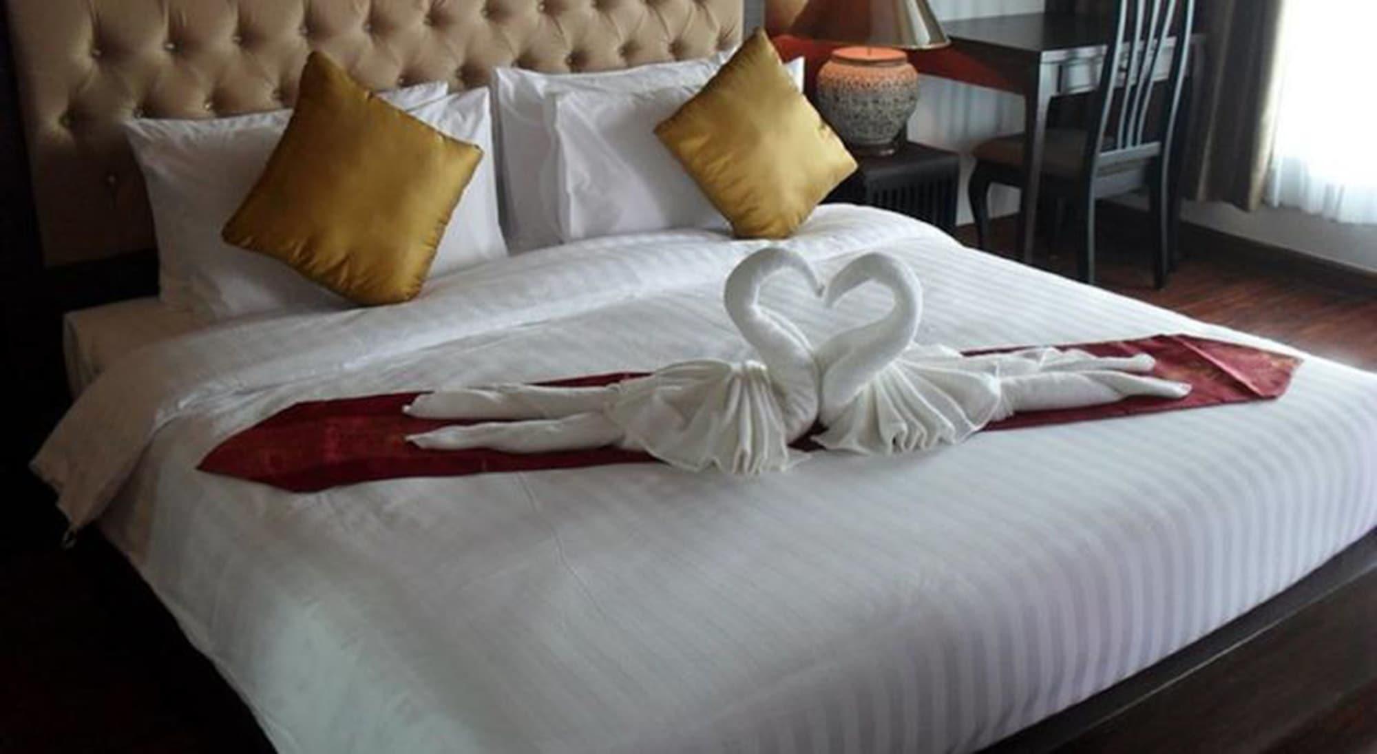 Suvarnabhumi Suite Hotel Банкок Екстериор снимка