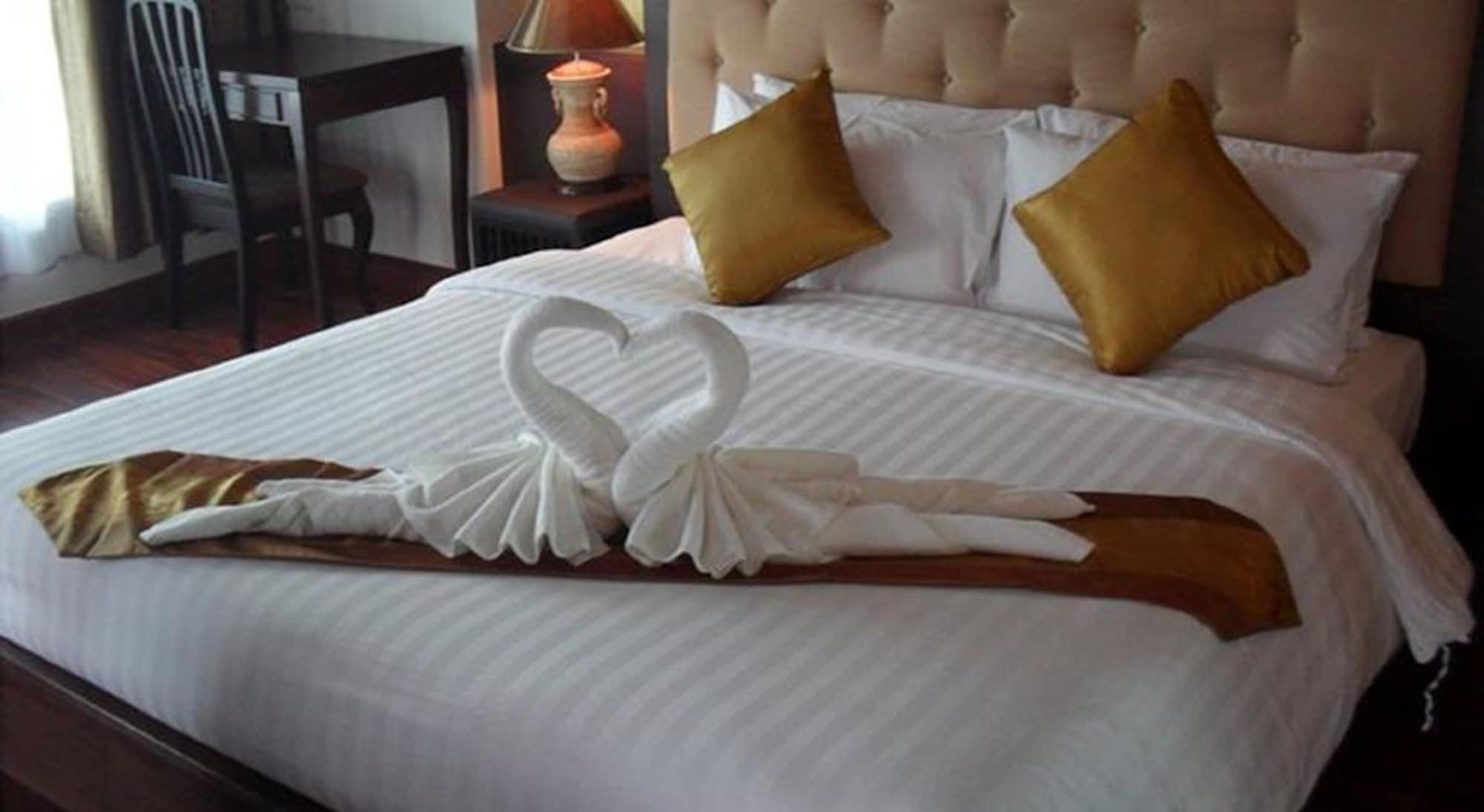 Suvarnabhumi Suite Hotel Банкок Екстериор снимка