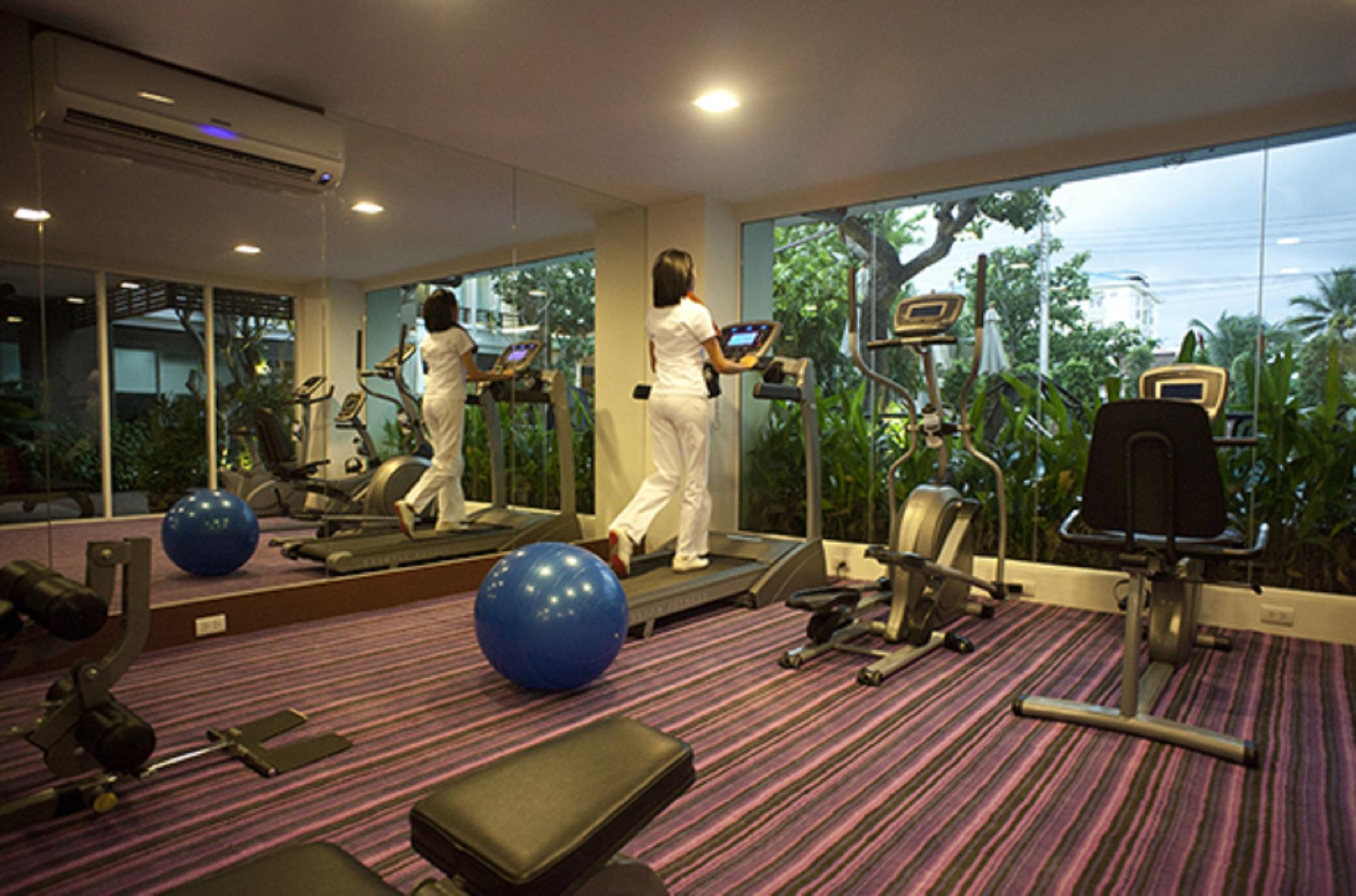 Suvarnabhumi Suite Hotel Банкок Екстериор снимка