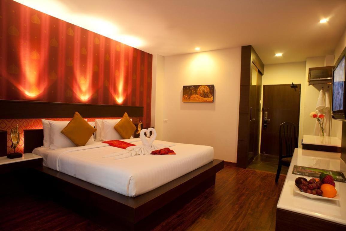 Suvarnabhumi Suite Hotel Банкок Екстериор снимка